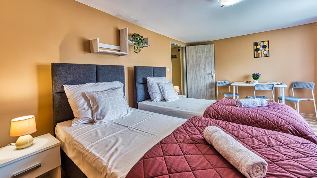 Maja Pokoje Z Widokiem Kameralna Agroturystyka Na Pogorzu Izerskim Z Sauna I Jacuzzi (Adults Only) Mirsk Eksteriør billede