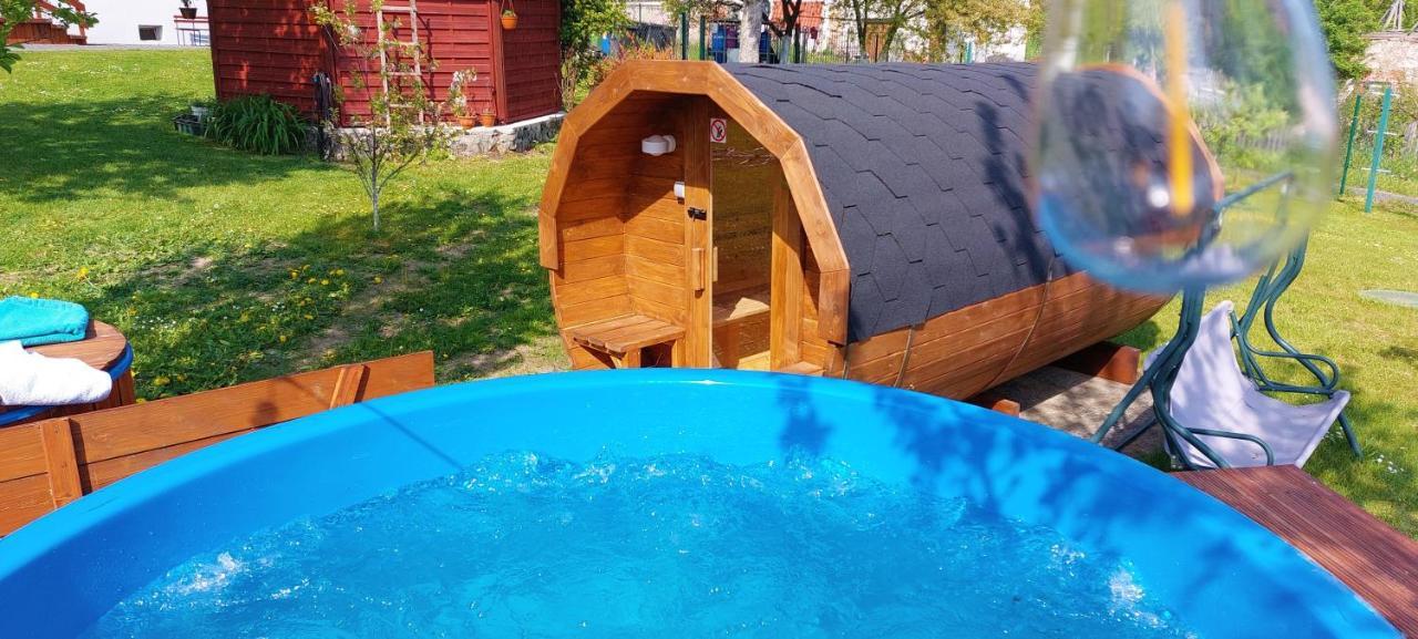 Maja Pokoje Z Widokiem Kameralna Agroturystyka Na Pogorzu Izerskim Z Sauna I Jacuzzi (Adults Only) Mirsk Eksteriør billede