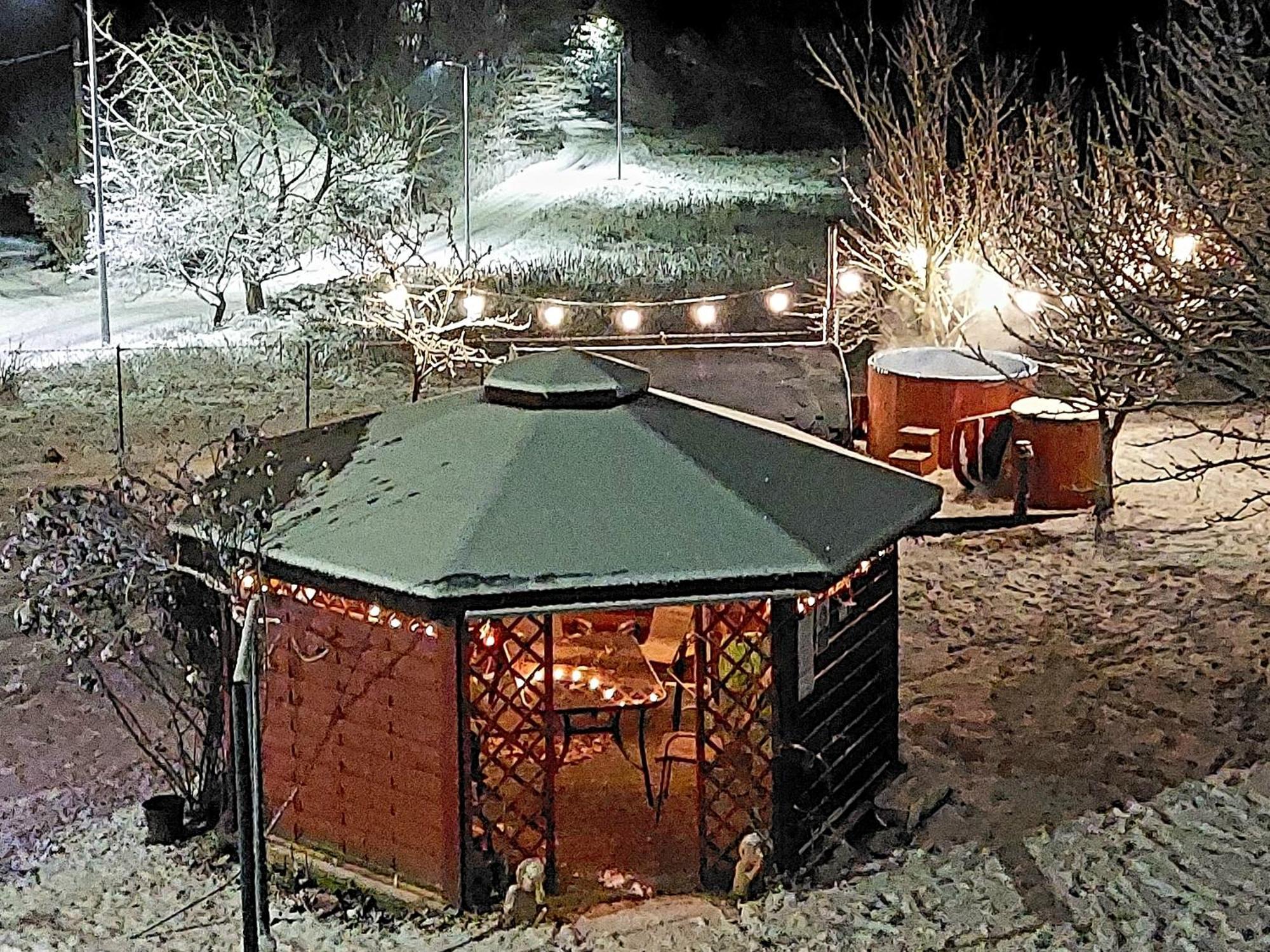 Maja Pokoje Z Widokiem Kameralna Agroturystyka Na Pogorzu Izerskim Z Sauna I Jacuzzi (Adults Only) Mirsk Eksteriør billede